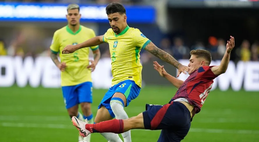 Seleção brasileira chega a cinco partidas em competições oficiais sem vitória