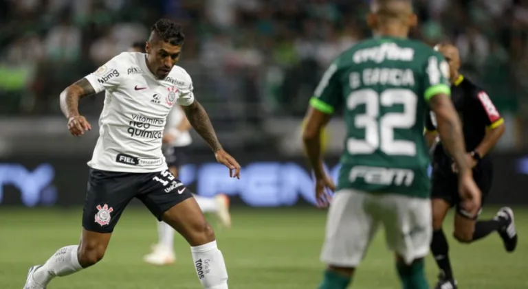 Paulinho analisa clássicos e aponta o favorito entre Palmeiras x Corinthians e Barça x Real