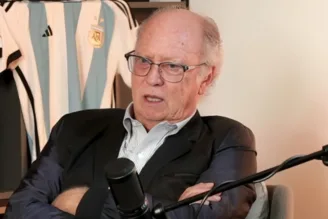 Paulo Roberto Falcão, ex-jogador, comentarista e técnico