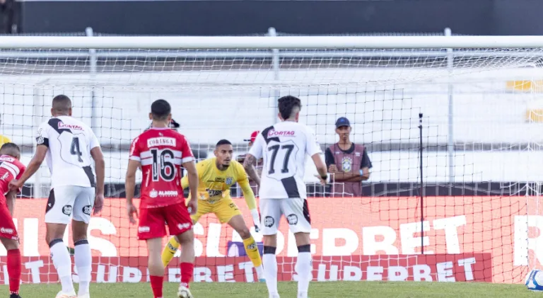 Ponte Preta respira, Avaí passa Santos e mais: o resumo dos jogos do Brasileirão Série B hoje