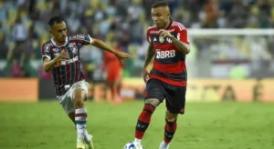 PVC aponta resultado de Fluminense x Flamengo pelo Brasileirão