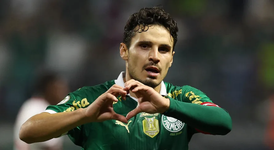 Time russo faz nova proposta por Raphael Veiga, do Palmeiras