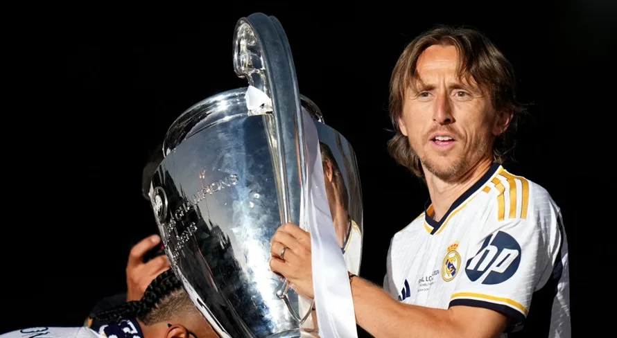 Real Madrid confirma renovação com Modric; veja detalhes