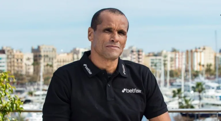 Rivaldo aponta técnico “injustiçado” na seleção brasileira