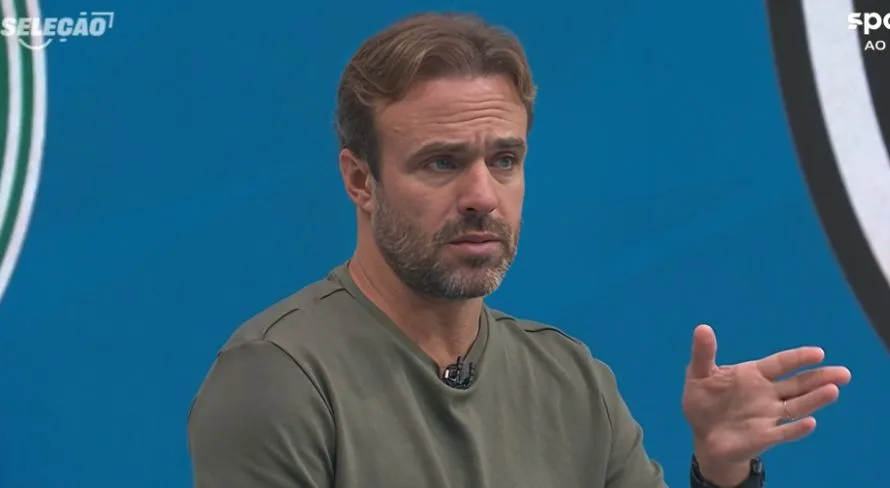 Roger Flores vê pragmatismo do Palmeiras e elege ‘futebol vistoso’ no Brasil