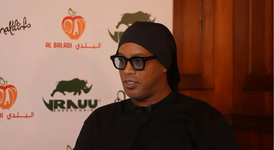 Ronaldinho Gaúcho crava maior drible que aplicou na carreira