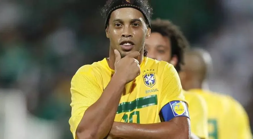 Ronaldinho reforça revolta com a seleção brasileira: “Jogadores medianos”