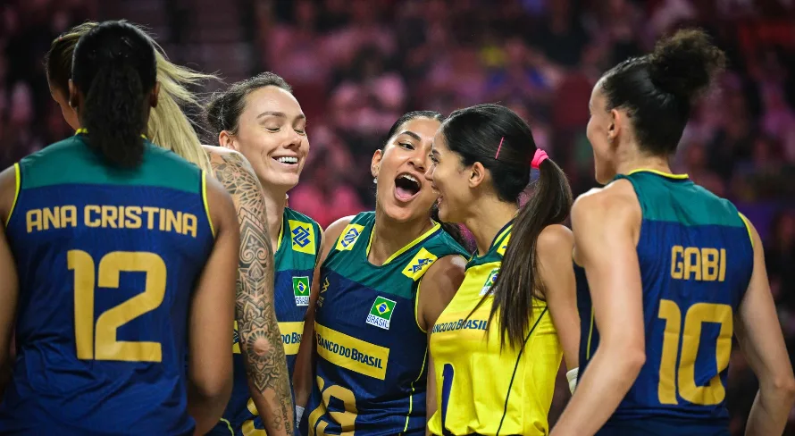 Seleção brasileira vence a Bulgária na Liga das Nações de Vôlei Feminino e segue invicta