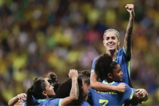 Testes na equipe e necessidade de ajustes marcam nova goleada da Seleção Feminina