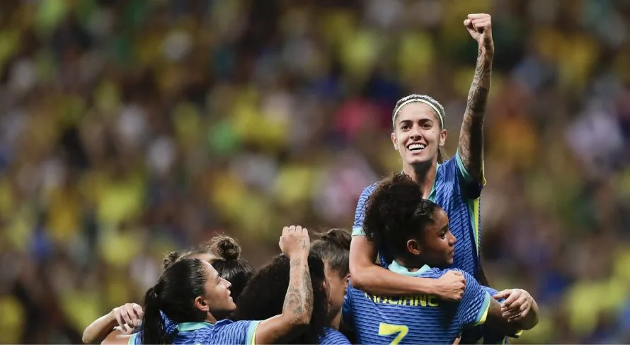 Testes na equipe e necessidade de ajustes marcam nova goleada da Seleção Feminina