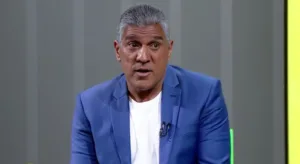 Silas aponta goleiro fora do comum no Brasileirão Série A: “Frio”
