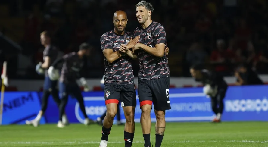 Craque Neto, Milton Neves, Zinho e Sormani enaltecem atacantes do SPFC