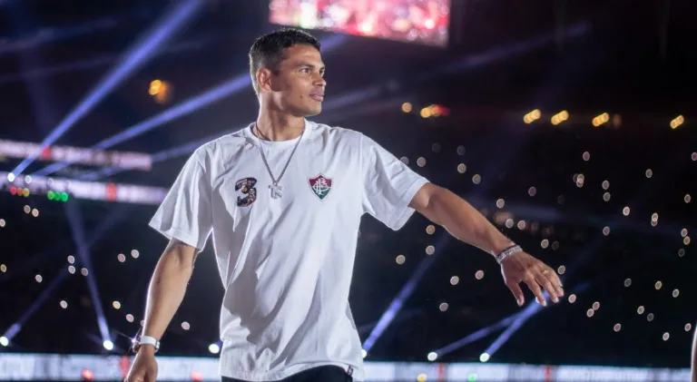 Retorno de Thiago Silva pode resolver alguns problemas do Fluminense de Fernando Diniz