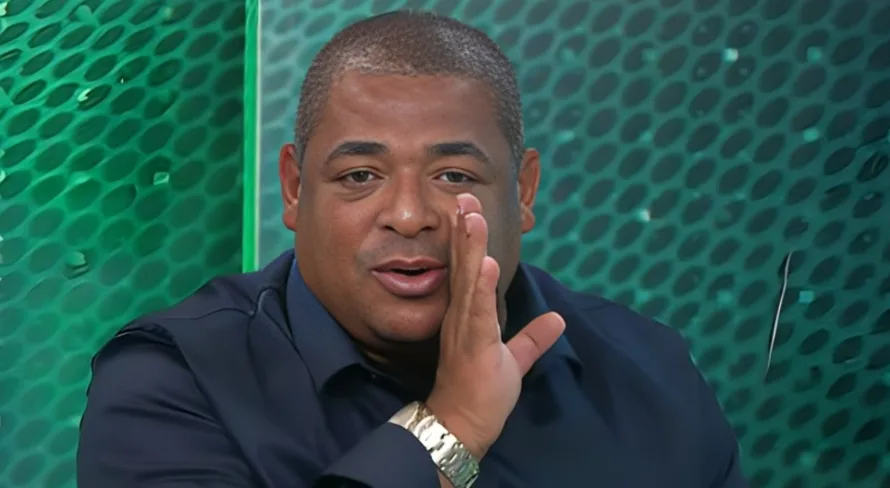 Vampeta prevê escalação do Palmeiras contra o Flamengo: “Vai com esse time”