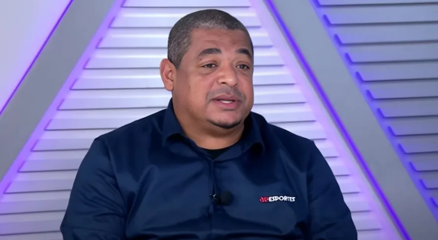 Vampeta antecipa possível saída no Flamengo: “Me contou”