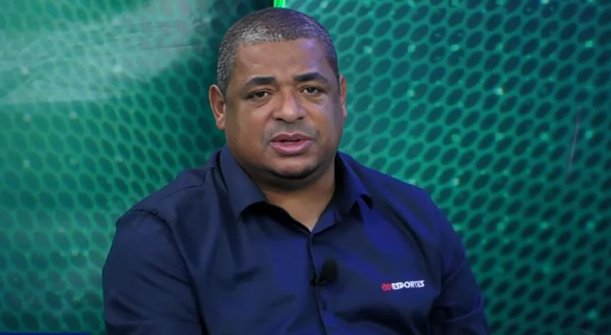 Vampeta aponta time “único” que impressiona no Brasileirão: “Coisas incríveis”