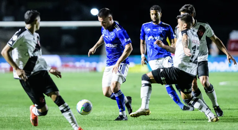 Vasco fica no empate sem gols com o Cruzeiro pelo Brasileirão Série A