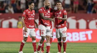 Vila Nova enfrenta o Mirassol na Série B (Foto: Heber Ramos/Vila Nova)
