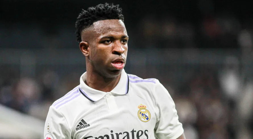 Vinícius Júnior, do Real Madrid, promete volta ao Flamengo; confira