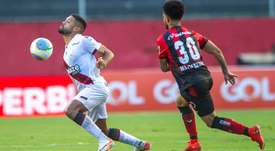 Vitória é derrotado pelo Atlético-GO em duelo no Z4 do Brasileirão