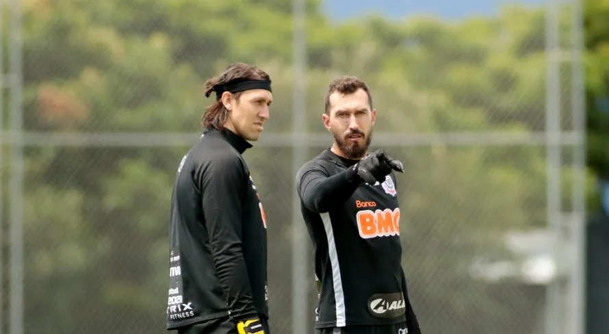 Samir Carvalho revela consulta do Corinthians por goleiro campeão pelo clube