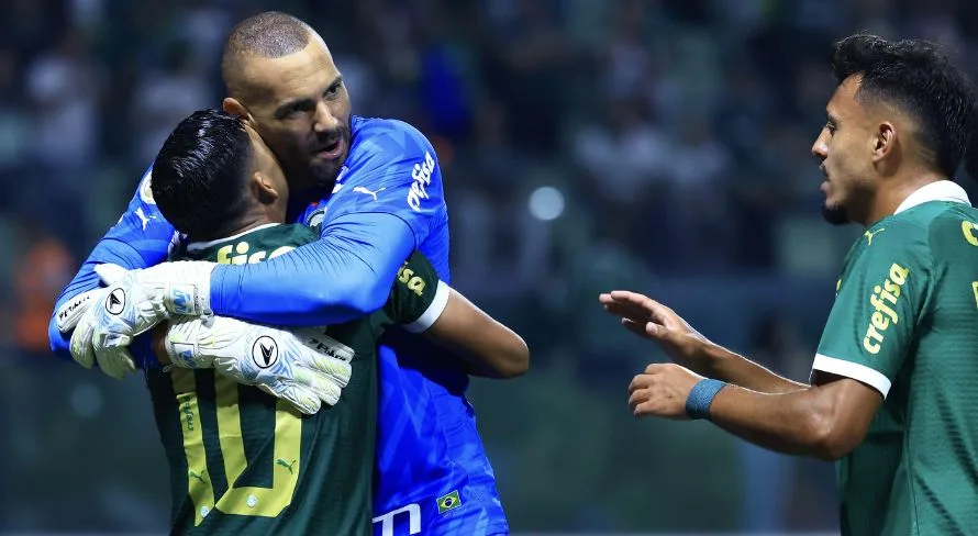 Weverton, do Palmeiras, revela que assistência dada para o gol de Rony teve toque de Abel Ferreira