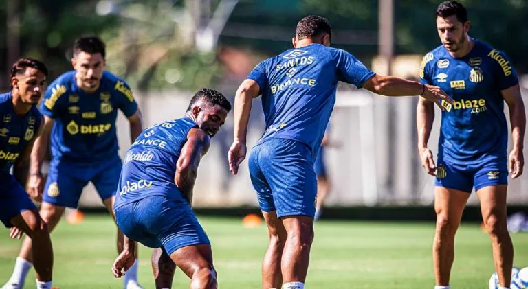 Com Alison e Schmidt relacionados, confira a provável escalação do Santos contra o Botafogo-SP