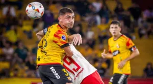 Red Bull Bragantino e Barcelona-EQU empatam em jogo equilibrado pelo playoff da Sul-Americana