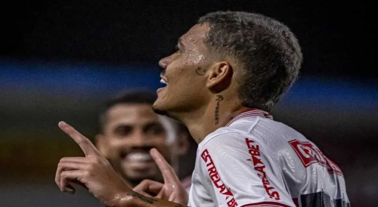 CRB goleia Botafogo-SP e deixa o Z-4 do Brasileirão Série B