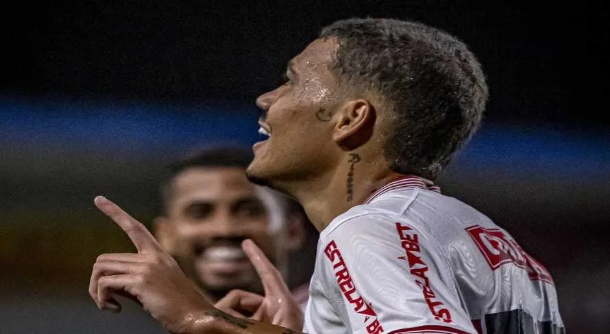 CRB goleia Botafogo-SP e deixa o Z-4 do Brasileirão Série B