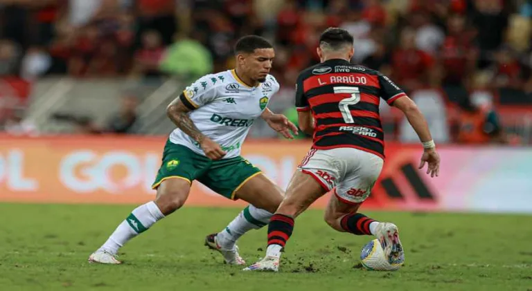 Depois de sofrer gol, Flamengo não se abate e busca o empate contra o Cuiabá no Brasileirão