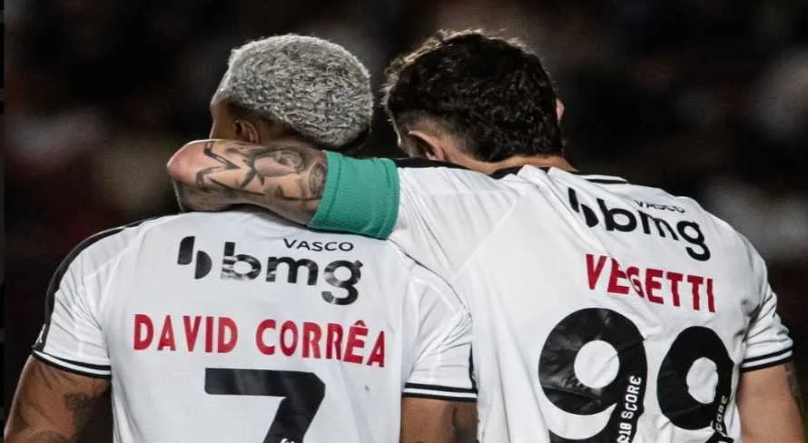 Vasco vence o Atlético-GO e engata quarta vitória consecutiva no Brasileirão