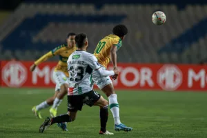 Resiliente, Cuiabá busca o empate contra o Palestino na Sul-Americana