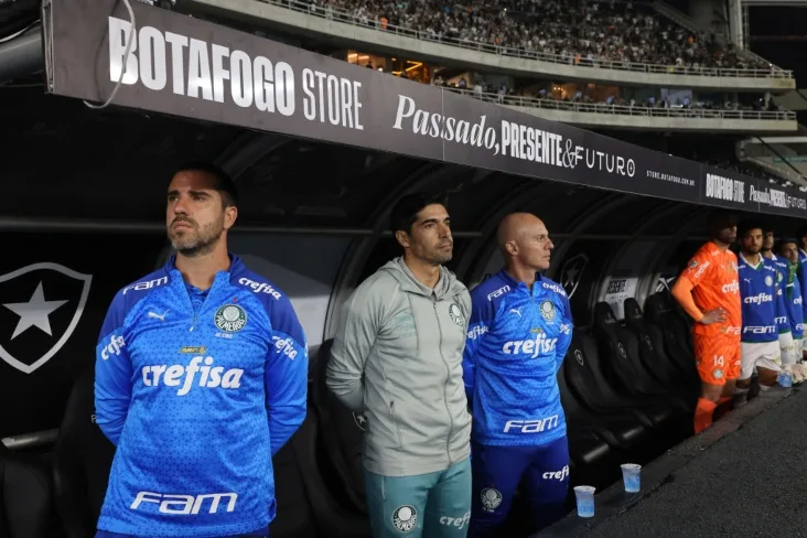 Abel Ferreira e comissão técnica do Palmeiras chegam a 150 jogos pelo Brasileirão Série A