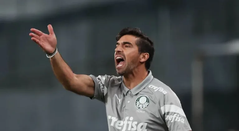 Abel Ferreira dispara contra torcida de time do Brasileirão