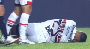 SPFC intensifica negociação com Thiago Mendes no mercado da bola por lesão de Alisson