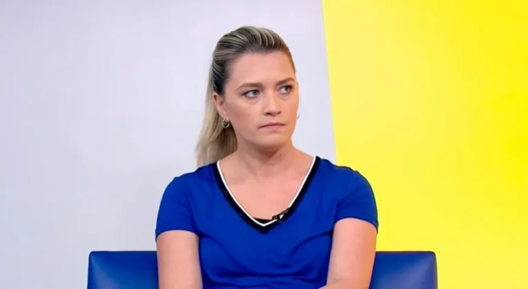 Ana Thaís aponta técnico diferenciado no futebol: “Gigante”