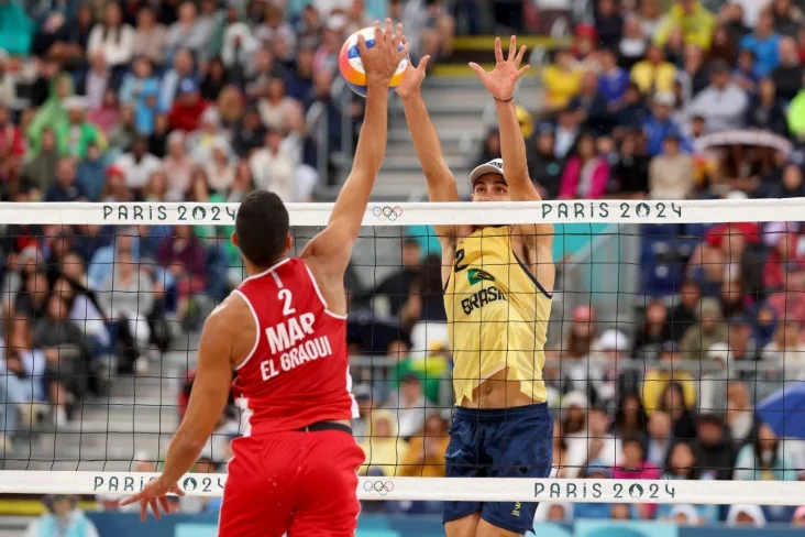 Dupla brasileira vence na estreia no vôlei de praia nas Olimpíadas