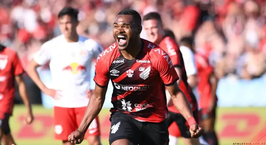 Brasileirão hoje tem reedição de final da Sul-Americana entre Red Bull Bragantino e Athletico