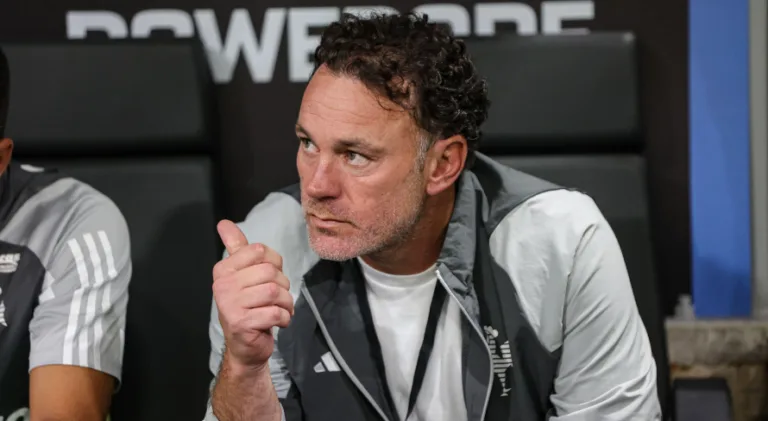 Atlético-MG recebe SPFC para encerrar sequência de derrotas