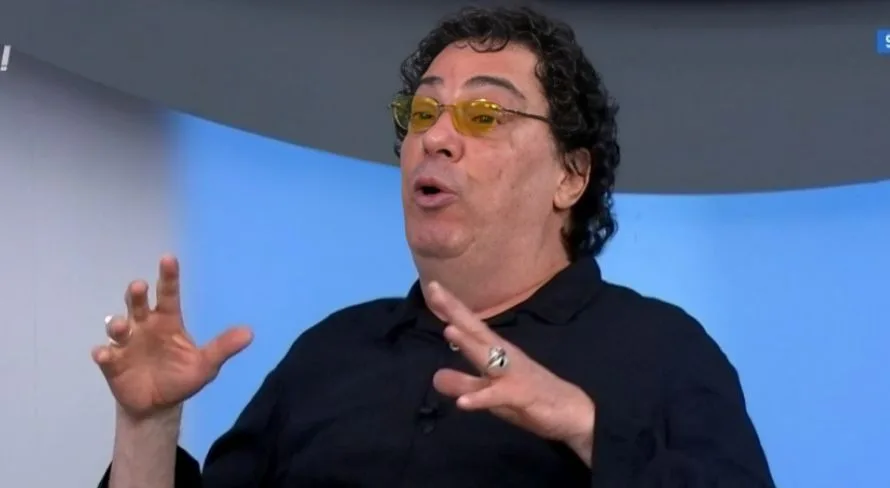 Casagrande surpreende e crava meia destaque do Brasileirão