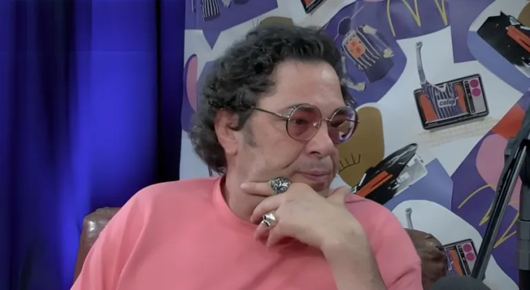 Casagrande volta a elogiar meia do Brasileirão: “Acima da média”