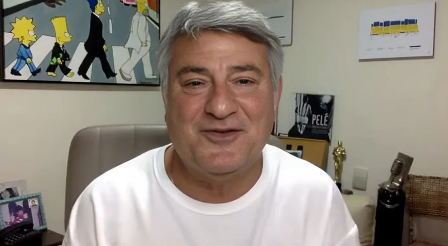 Cléber Machado se preocupa com fase de time do Brasileirão: “Não é normal”