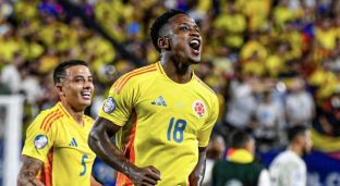 Time da Colômbia comemora classificação contra o Uruguai (Divulgação / X / Colômbia)