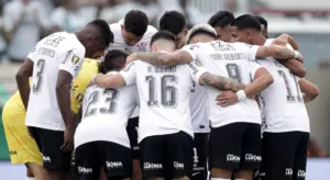 Corinthians tem três desfalques para jogo decisivo contra o Grêmio; veja os nomes