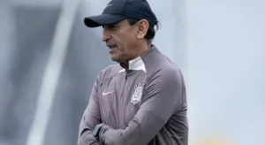 Veja a provável escalação do Corinthians hoje contra o Grêmio na Copa do Brasil