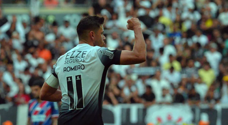 Vitória fora de casa, patrocínio máster e mais: notícias do Corinthians hoje (22/7)