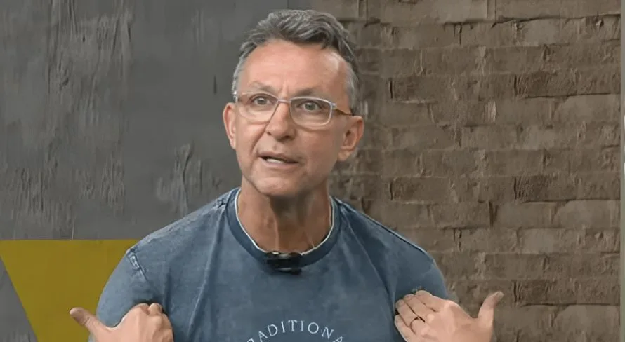 Craque Neto detona ex-técnico da seleção brasileira: “Ridículo”