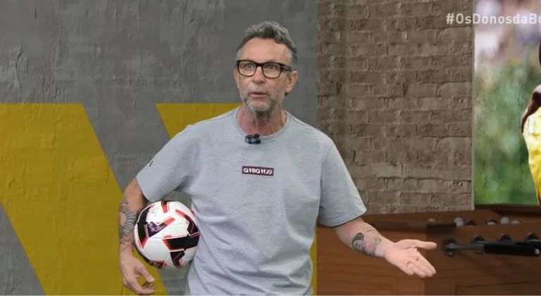 Craque Neto detona Zubeldía e aponta técnico “perseguido” no Brasil