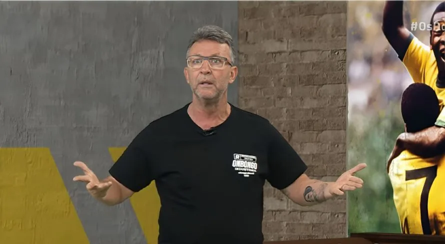 Craque Neto se empolga com zagueiro do Brasileirão: “Que jogador”